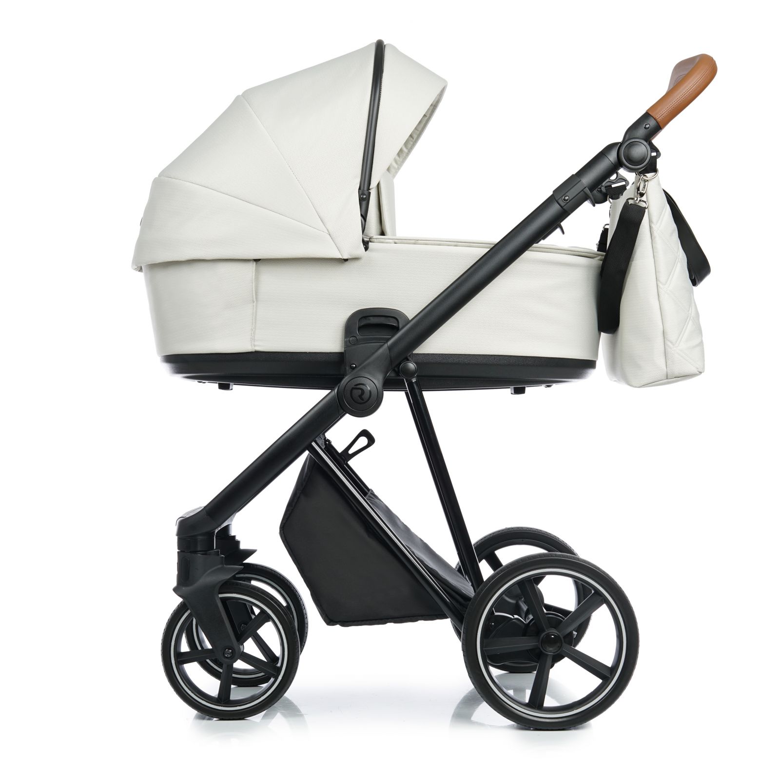 ROAN Ivi, Pearl Shell