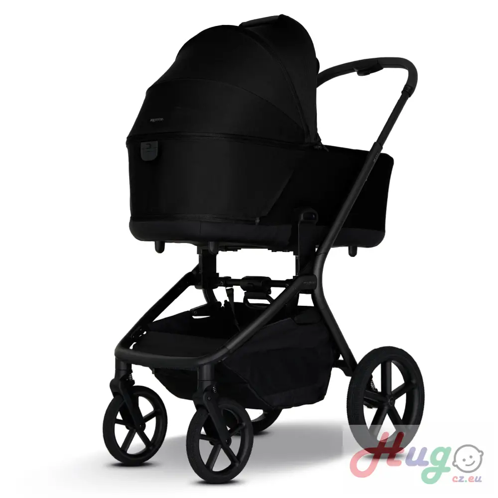 Mavi, Pure Black