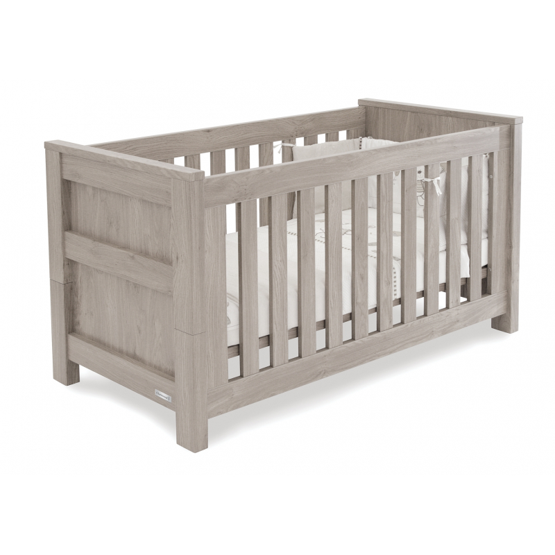 BabyStyle Bordeaux Ash dětský pokoj (set: postýlka, komoda, skříň, police)